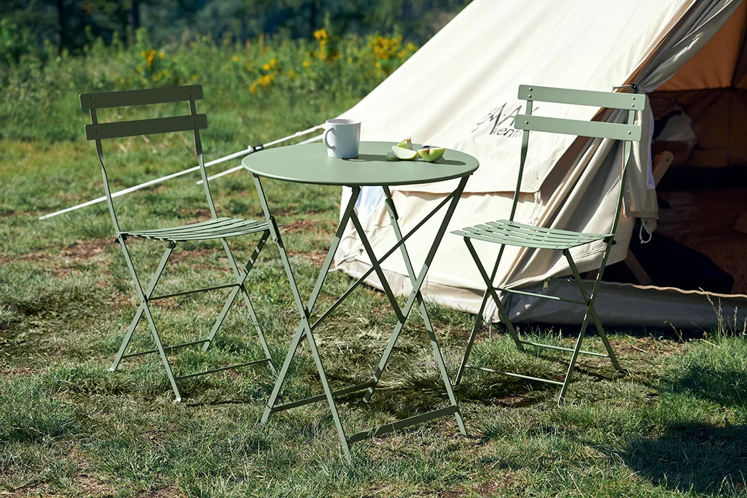 Bistro matgrupp 2 stolar Ø60 cm cactus Fermob