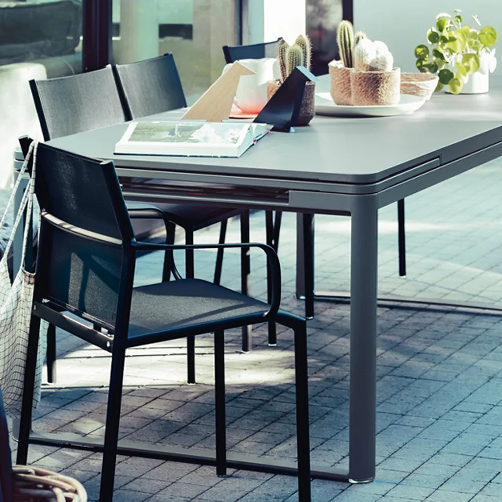 Cadiz karmstol, Anthracite (grå) Fermob