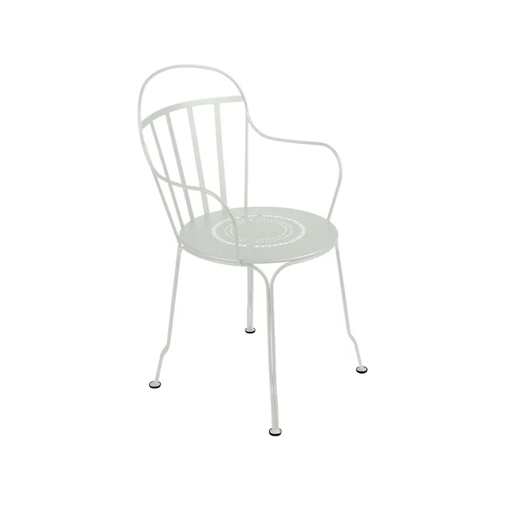 Louvre karmstol - Clay grey (grå) - Fermob
