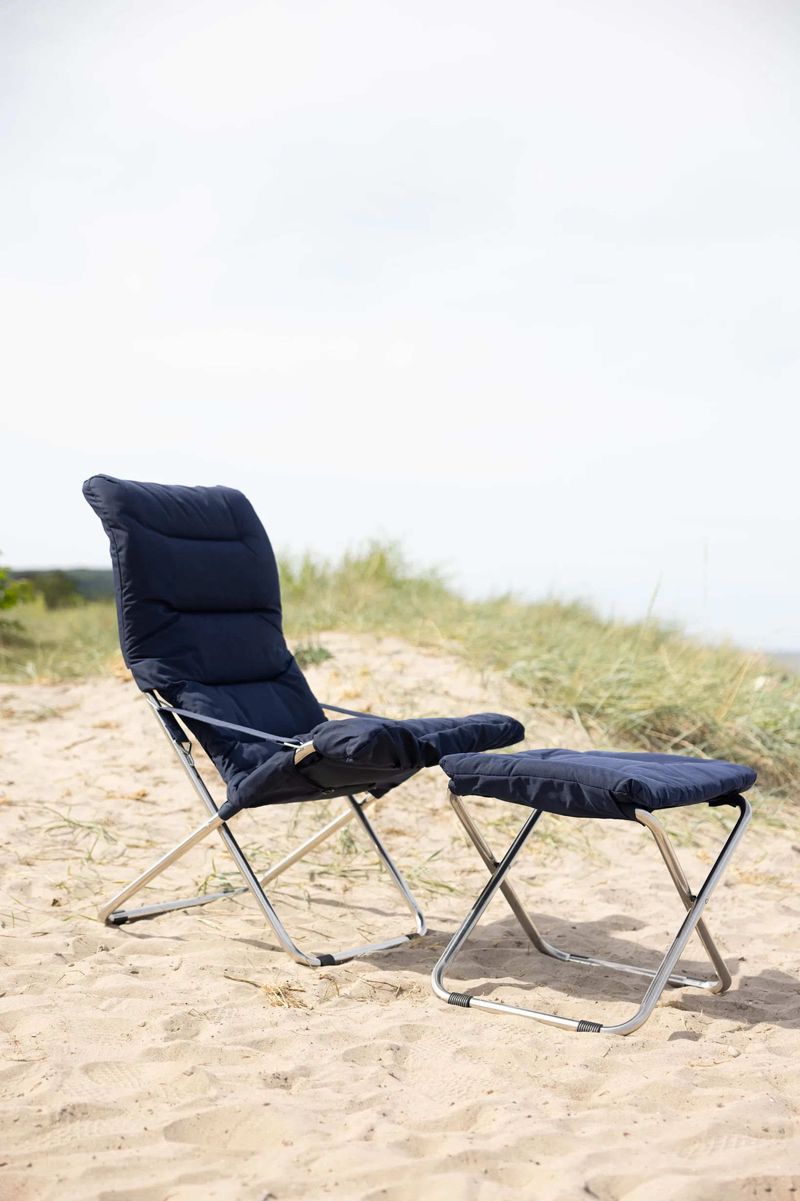 Fiesta Soft solstol, Navy-aluminium Fiam
