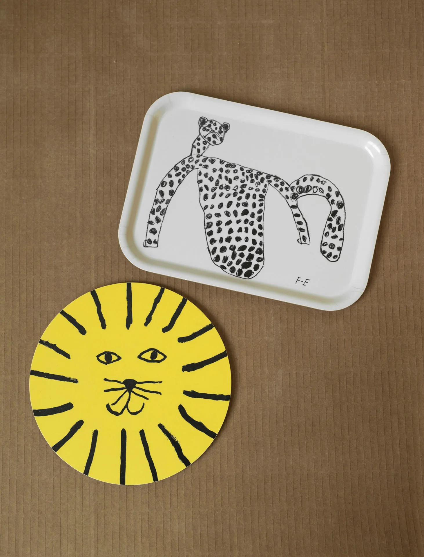 Lion underlägg Ø21 cm, Gul Fine Little Day