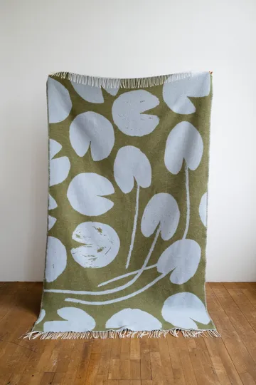 Water lilies pläd 130x220 cm - Blue-green - Fine Little Day