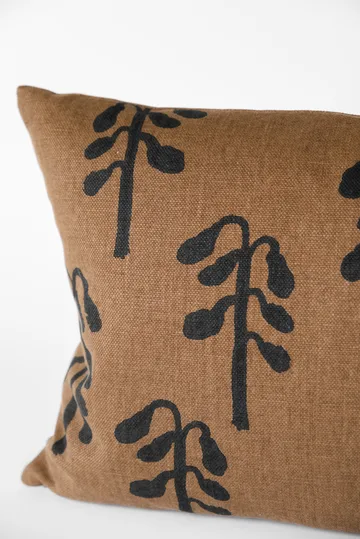 Weeping birch kuddfodral 38x58 cm - Brown - Fine Little Day