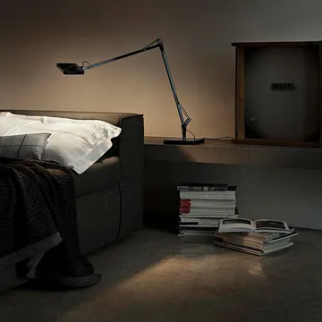 Kelvin T LED bordslampa - Antracit - Flos