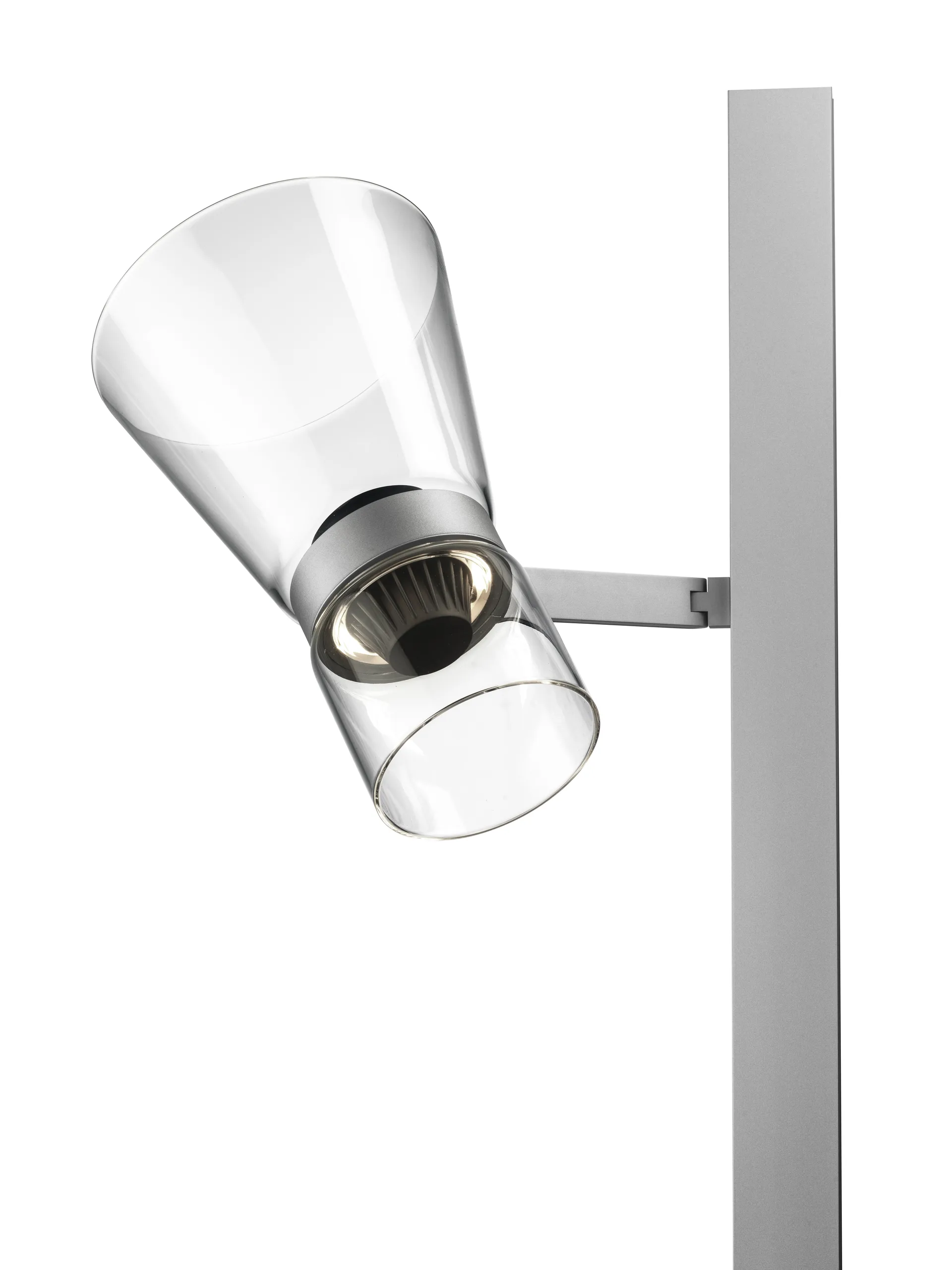 Nocturne FI cone golvlampa - Silver Flos