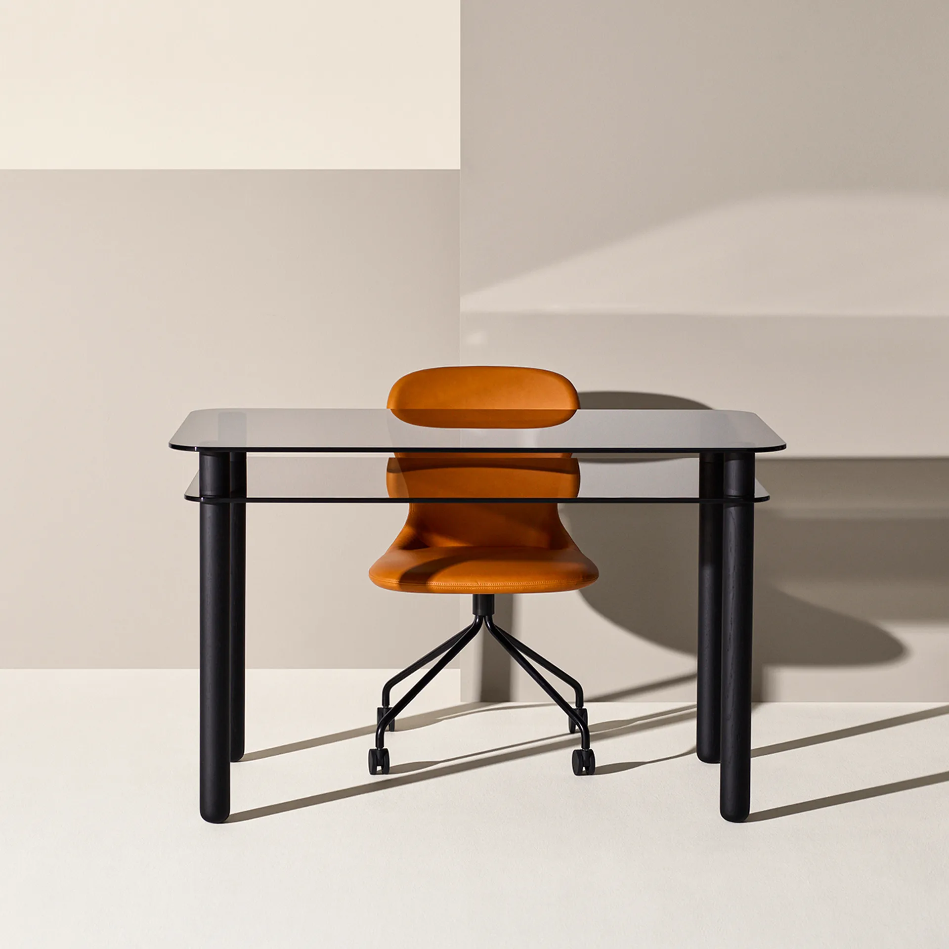 Big Sur skrivbord, brun, svartbetsade ek Fogia