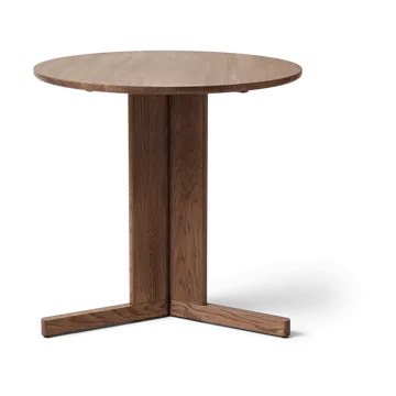 Trefoil matbord Ø75 cm - Rökt ek - Form & Refine