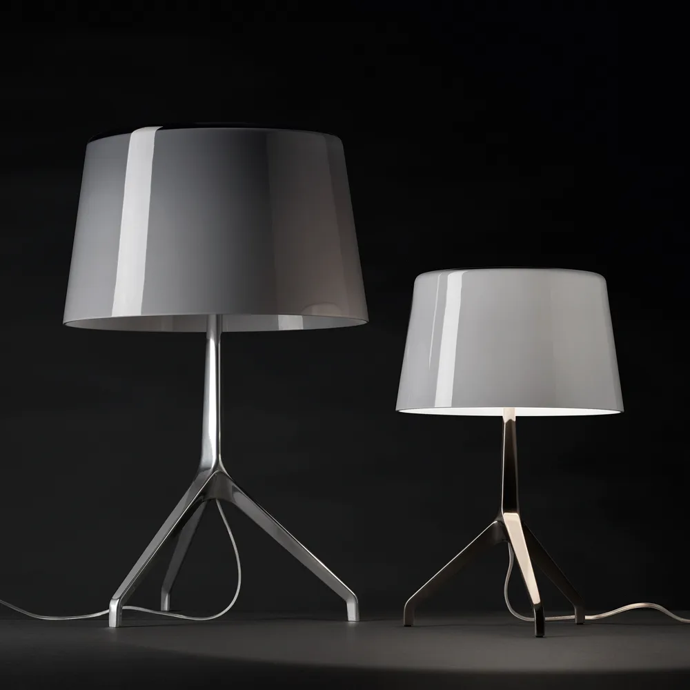Lumiere XXS bordslampa, vit, munblåst glas, aluminium Foscarini