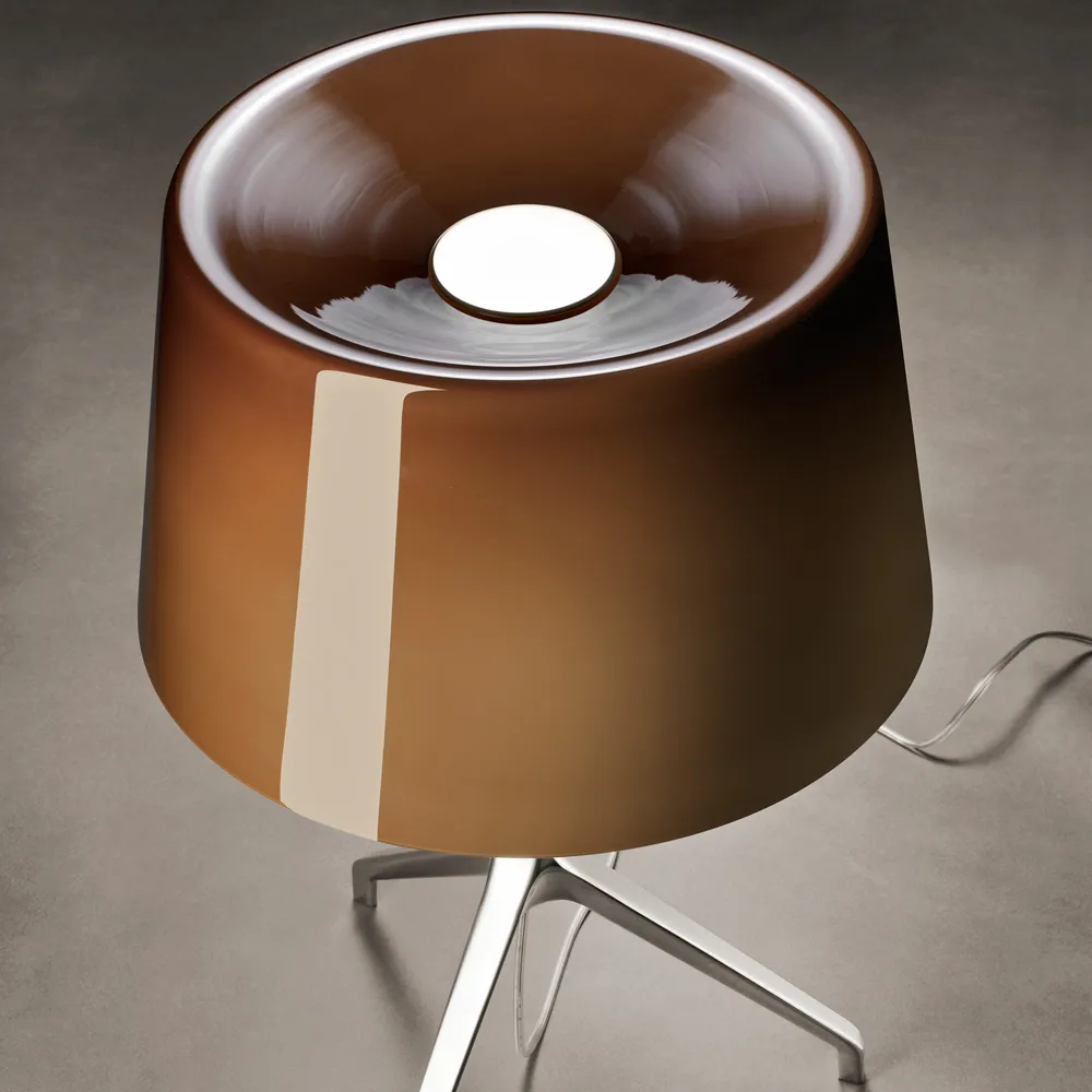 Lumiere XXS bordslampa, vit, munblåst glas, svart krom Foscarini