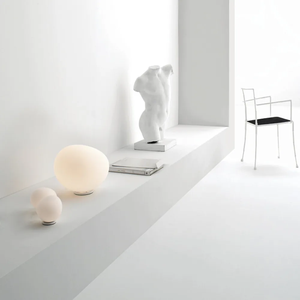 Poly Gregg grande bordslampa, vit Foscarini