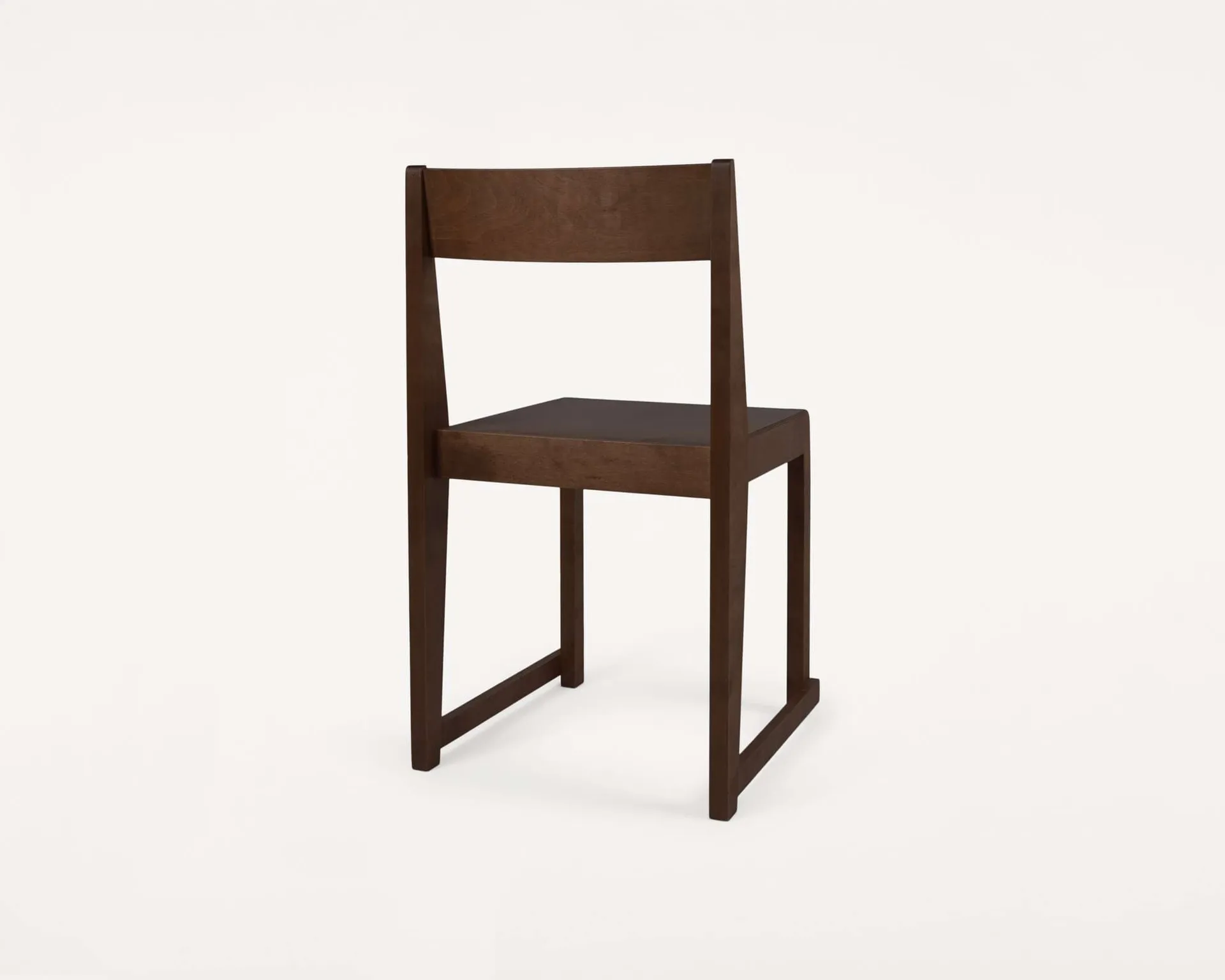 Chair 01 stol, Mörkbrun björk FRAMA