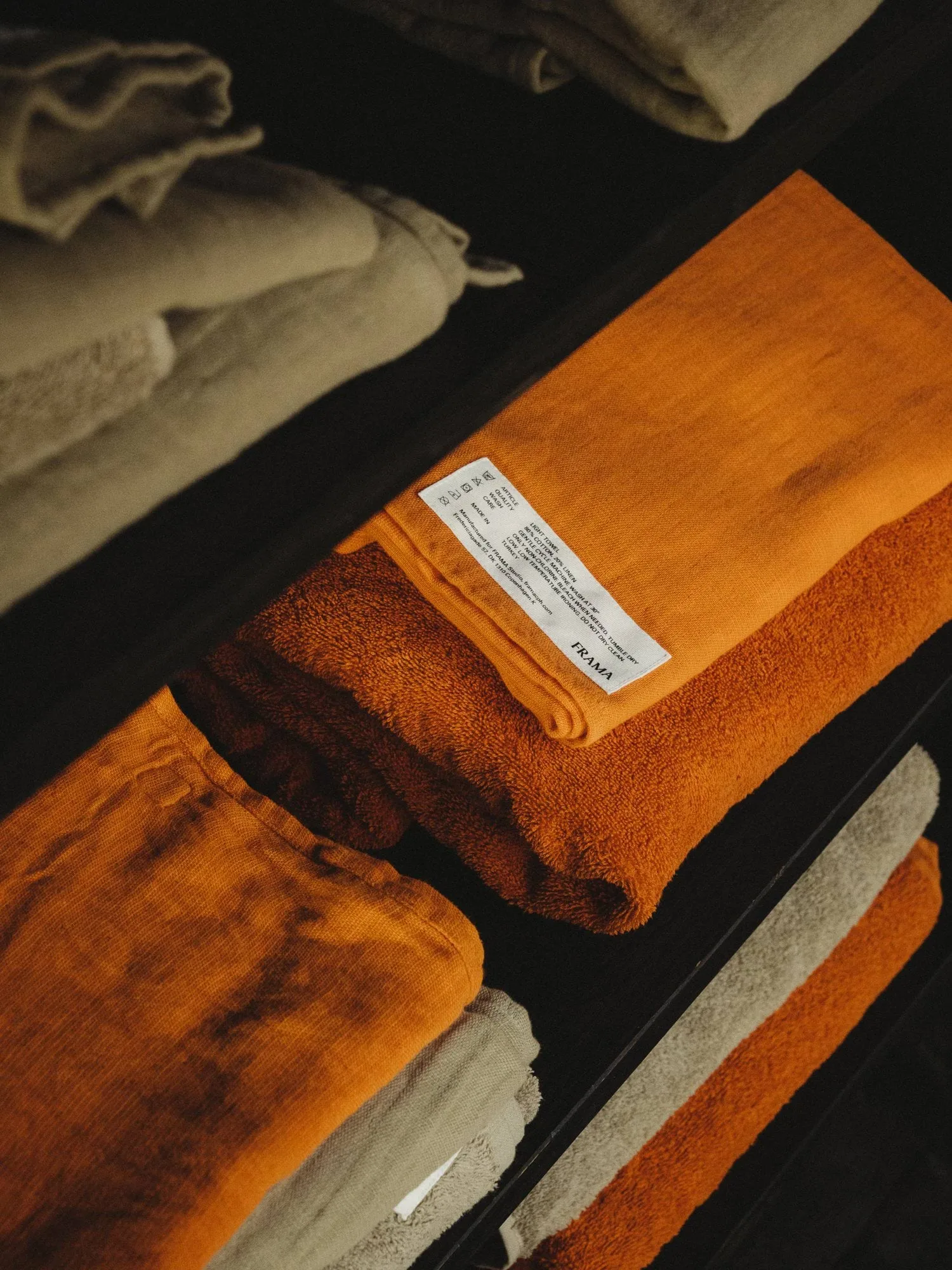 Heavy Towel badhandduk 140x70 cm, Burnt orange (orange) FRAMA