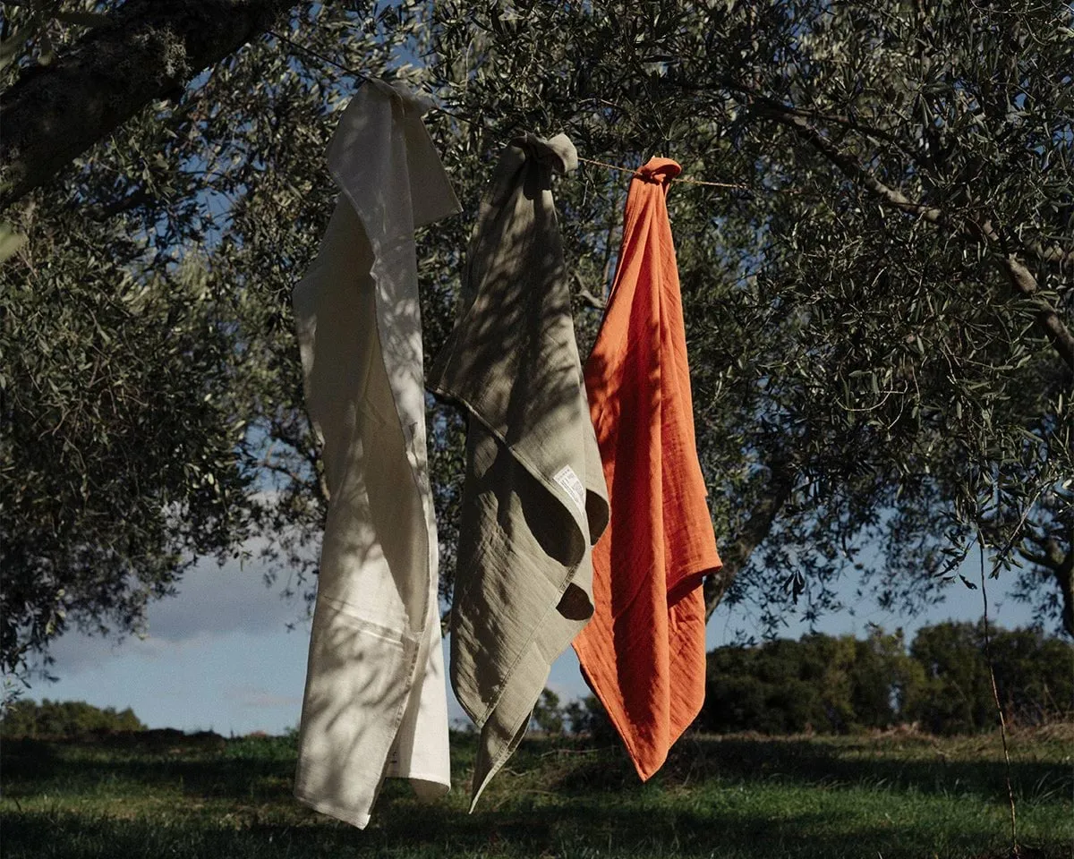Light Towel handduk 80x50 cm, Sage green (grön) FRAMA