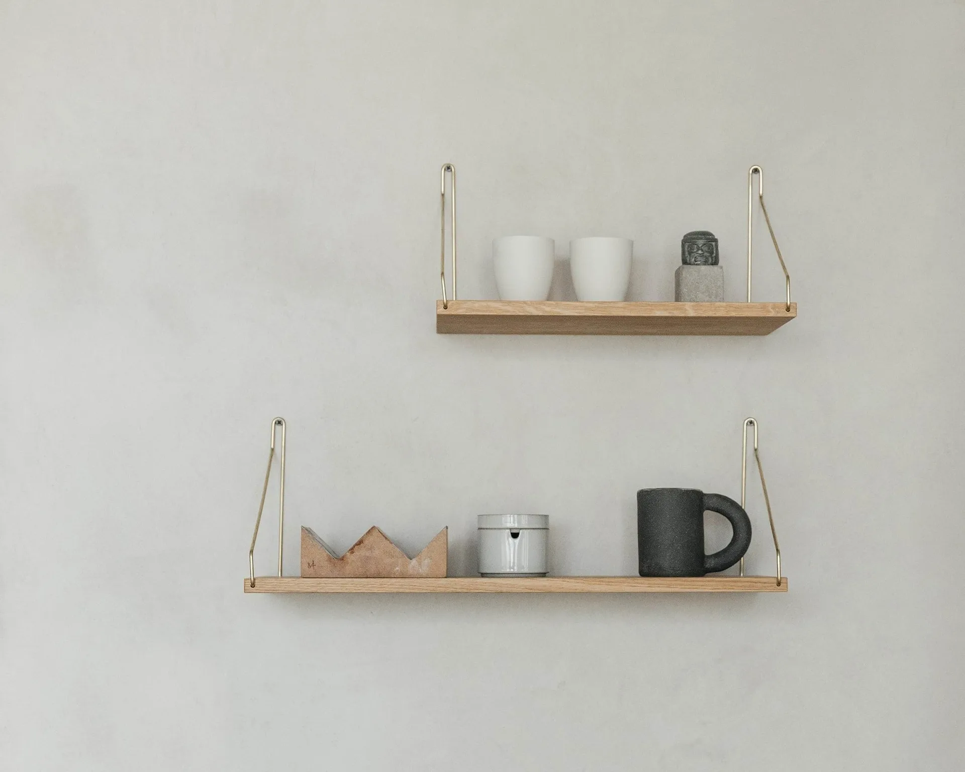 Single Shelf vägghylla, Ek-mässing, 60x20 cm FRAMA