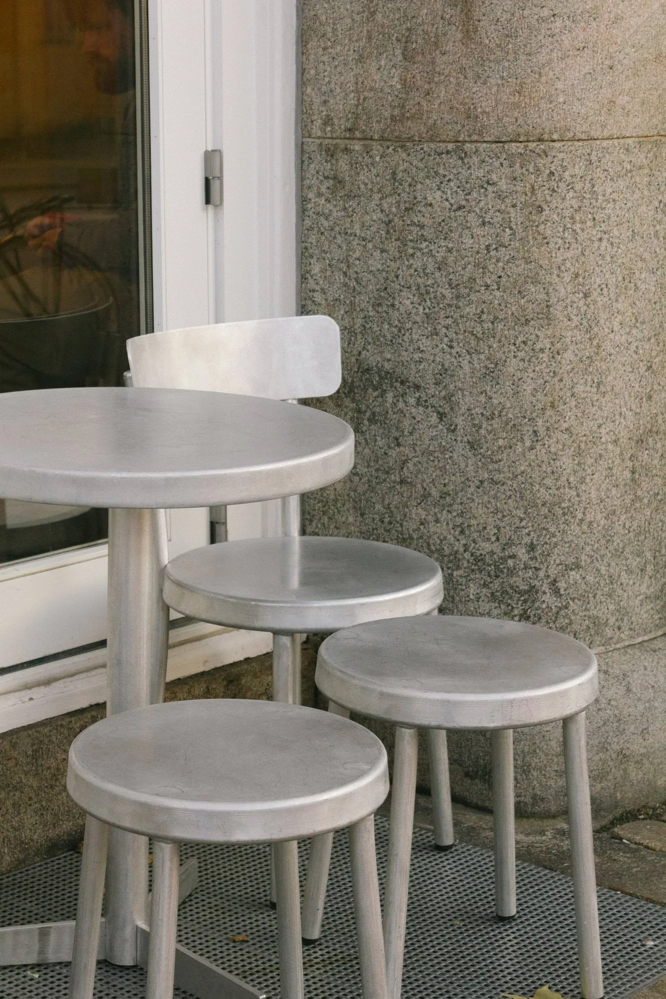 Tasca rund pall, Aluminium, H: 46 cm FRAMA