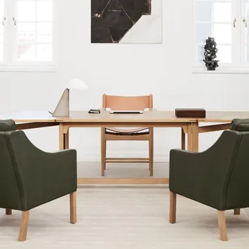 Fellow bordslampa - White-dark atlantico limestone - Fredericia Furniture
