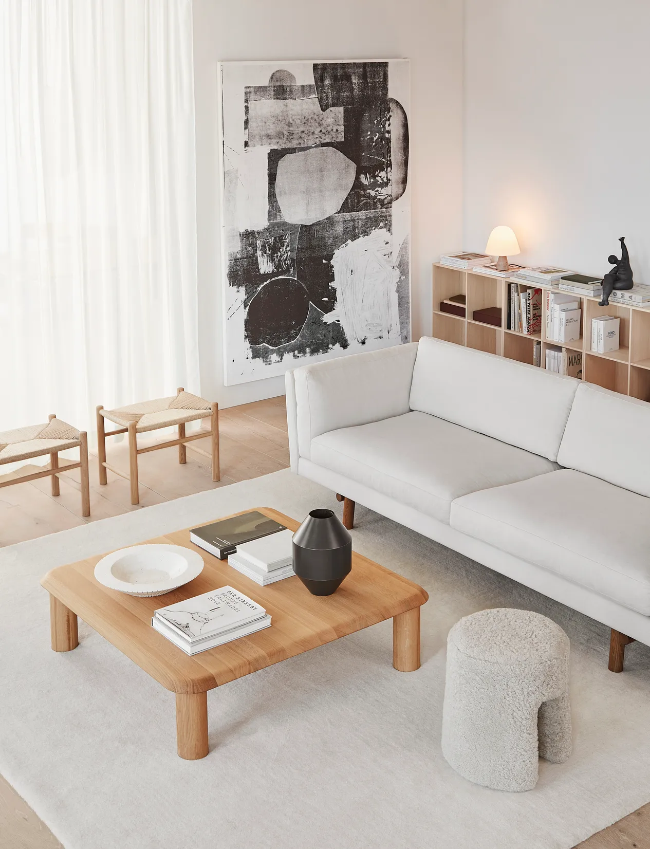 J16 pall, Natur-såpad ek Fredericia Furniture