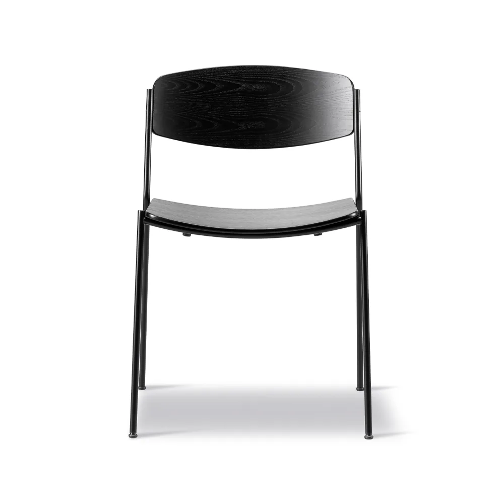 Lynderup 3080 stol, Svart ask-svart stålstativ Fredericia Furniture