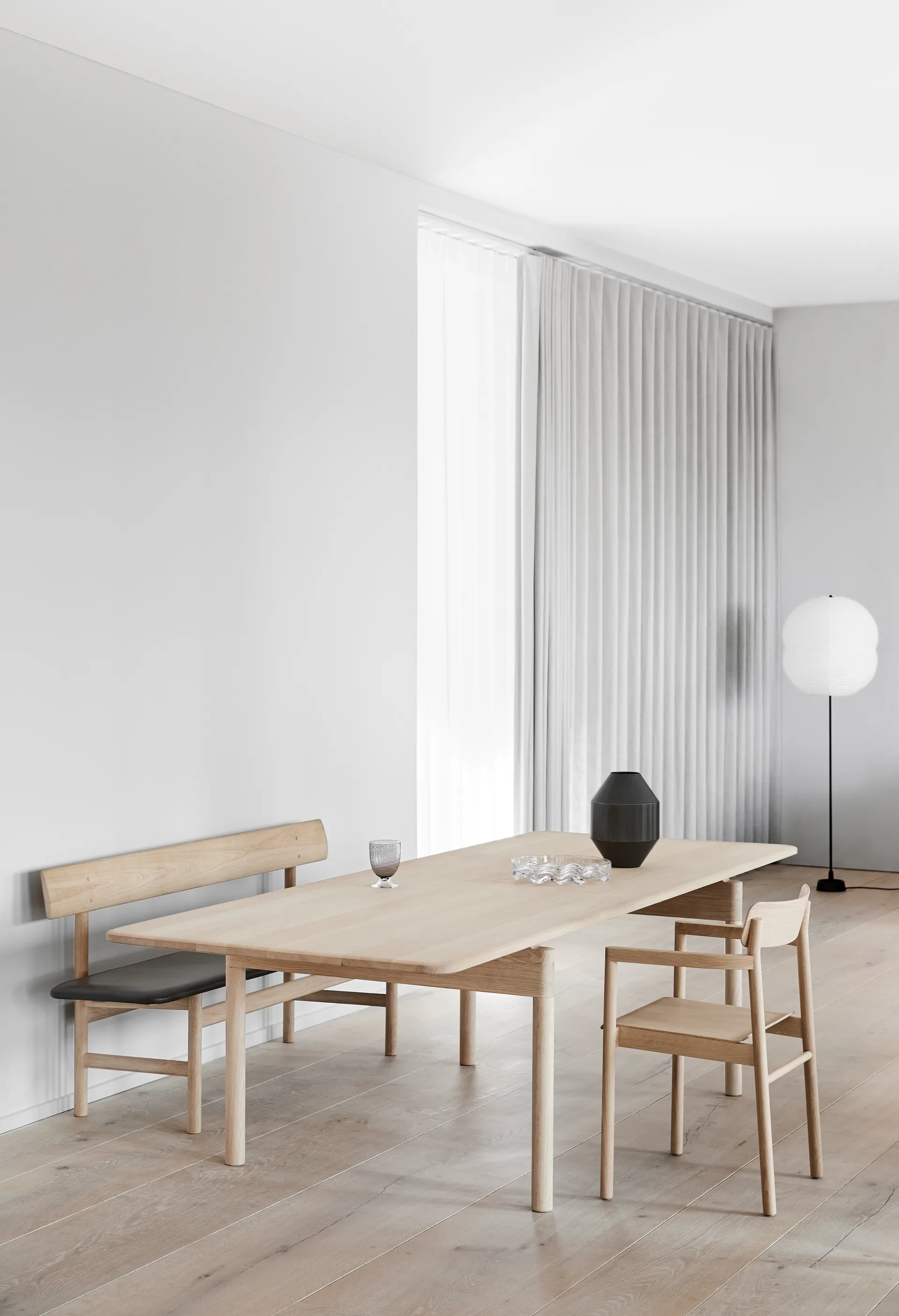 Mogensen 3171 bänk, Läder omni 307-såpad ek Fredericia Furniture