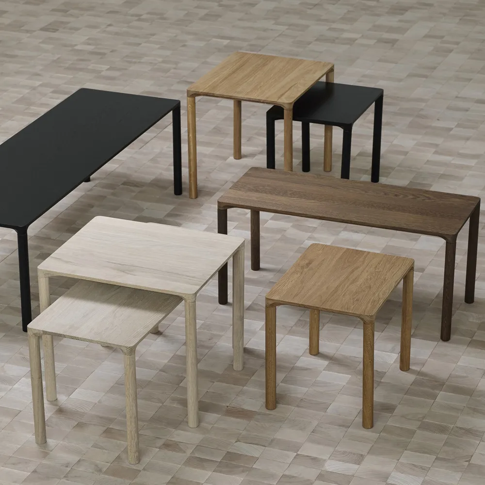Piloti 6705 sidobord, Lackad ek-höjd 41 cm Fredericia Furniture