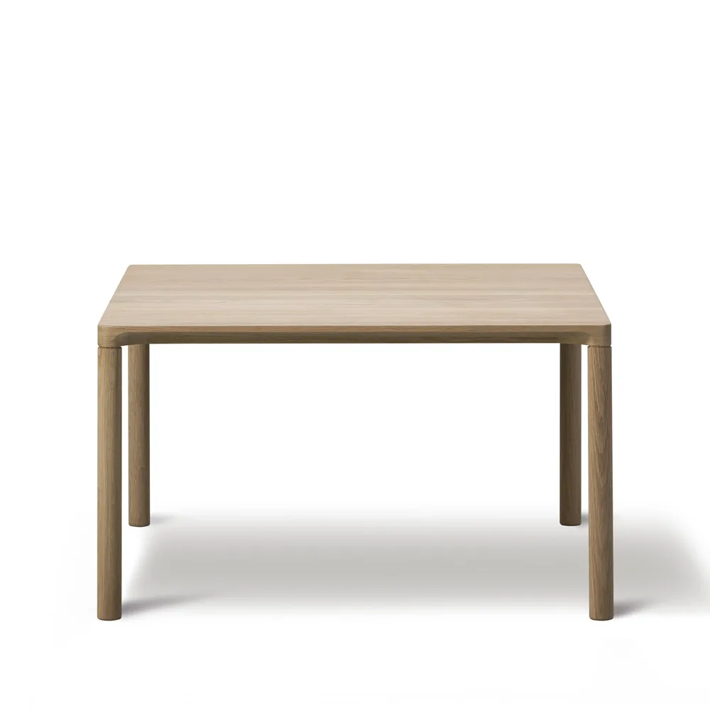 Piloti 6725 sidobord, Ljus oljad ek-höjd 35 cm Fredericia Furniture