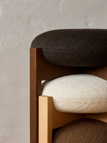 Pioneer pall hög - Odino NE22 off white-oljad bok - Fredericia Furniture