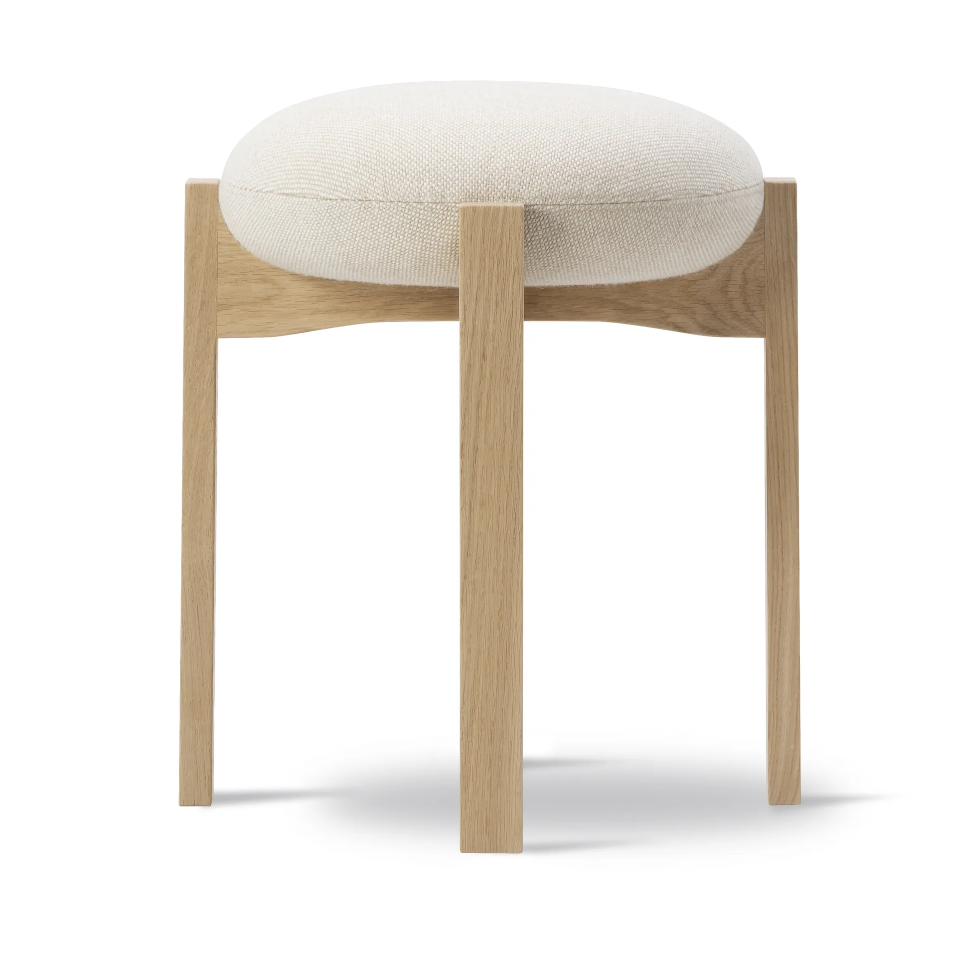 Pioneer rund pall låg, Hallingdal 200-lackad ek Fredericia Furniture