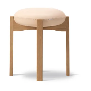 Pioneer rund pall låg - Läder Vegeta 90-lackerad ek, Ø41x46 cm - Fredericia Furniture