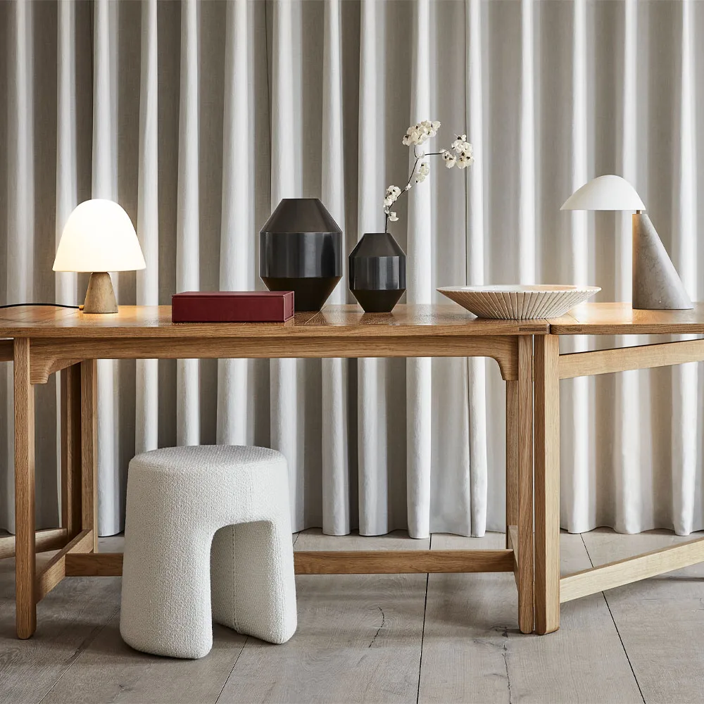 Sequoia sittpuff, Fårskinn moonlight Fredericia Furniture