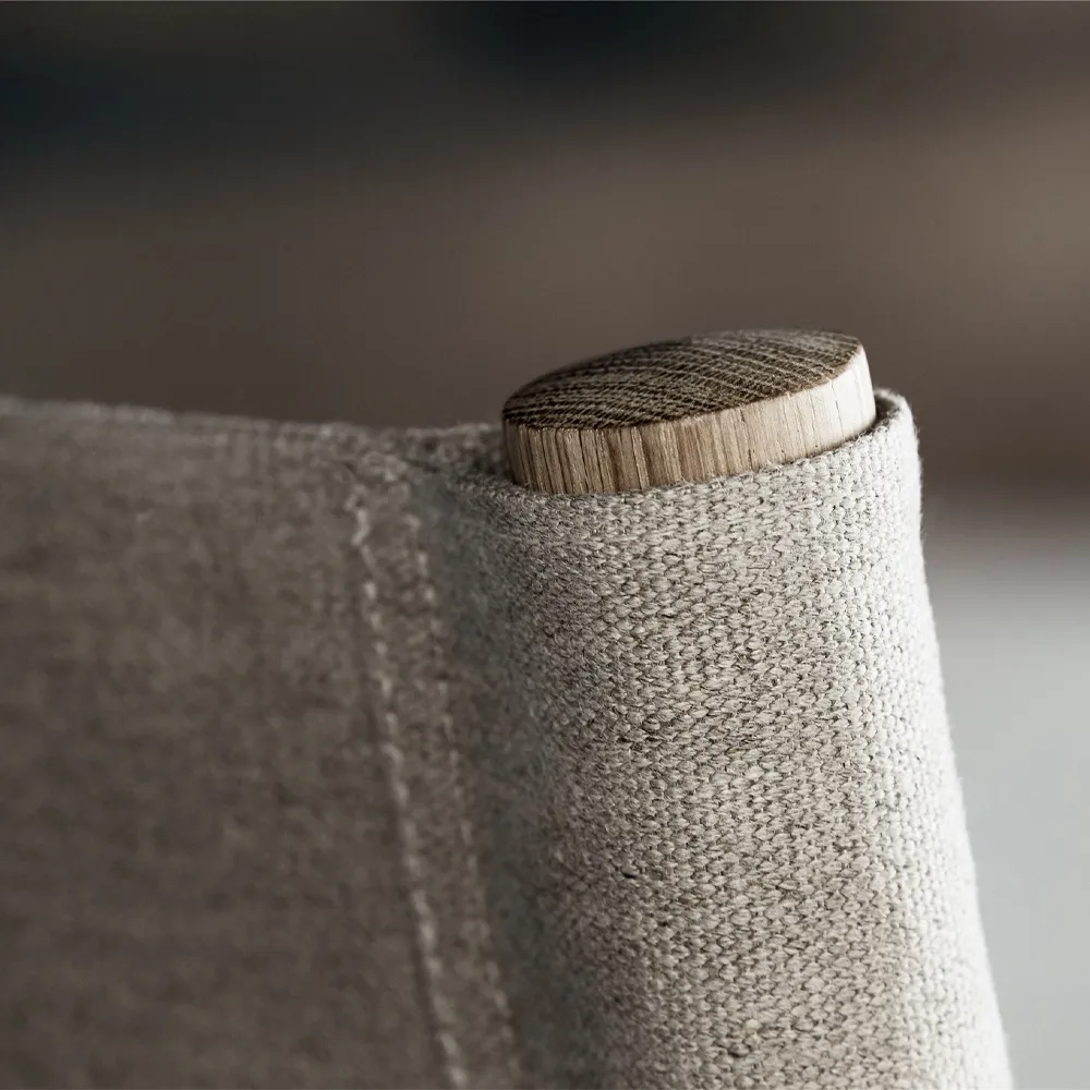 The Canvas Chair fåtölj, Canvas svart-svartlackad ek, inkl. svart läder dyna Fredericia Furniture