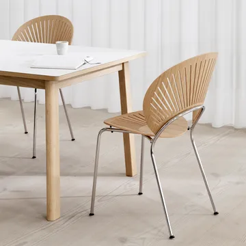 Trinidad 3398 stol - Klarlackad valnöt-ben krom - Fredericia Furniture