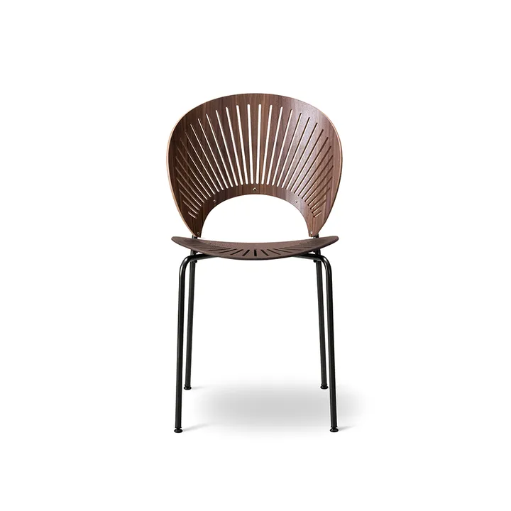 Trinidad 3398 stol - Klarlackad valnöt-ben svart - Fredericia Furniture