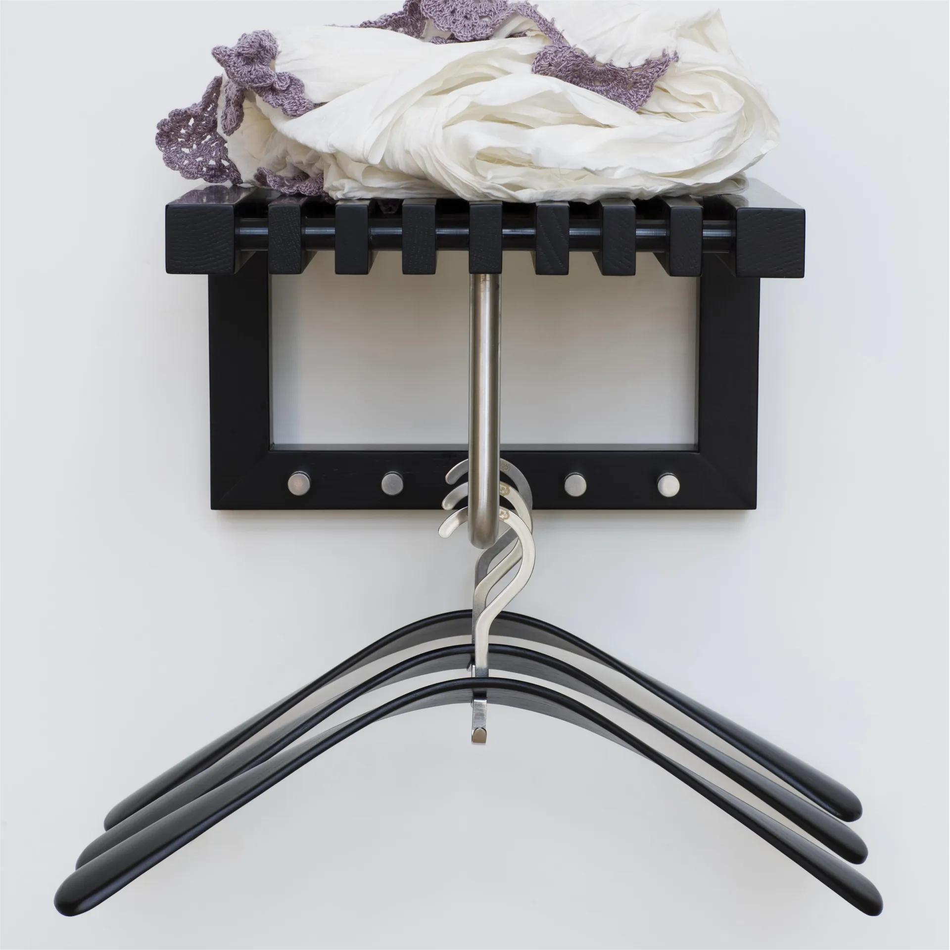 Cutter hatthylla mini, Svartlackerad ek Fritz Hansen