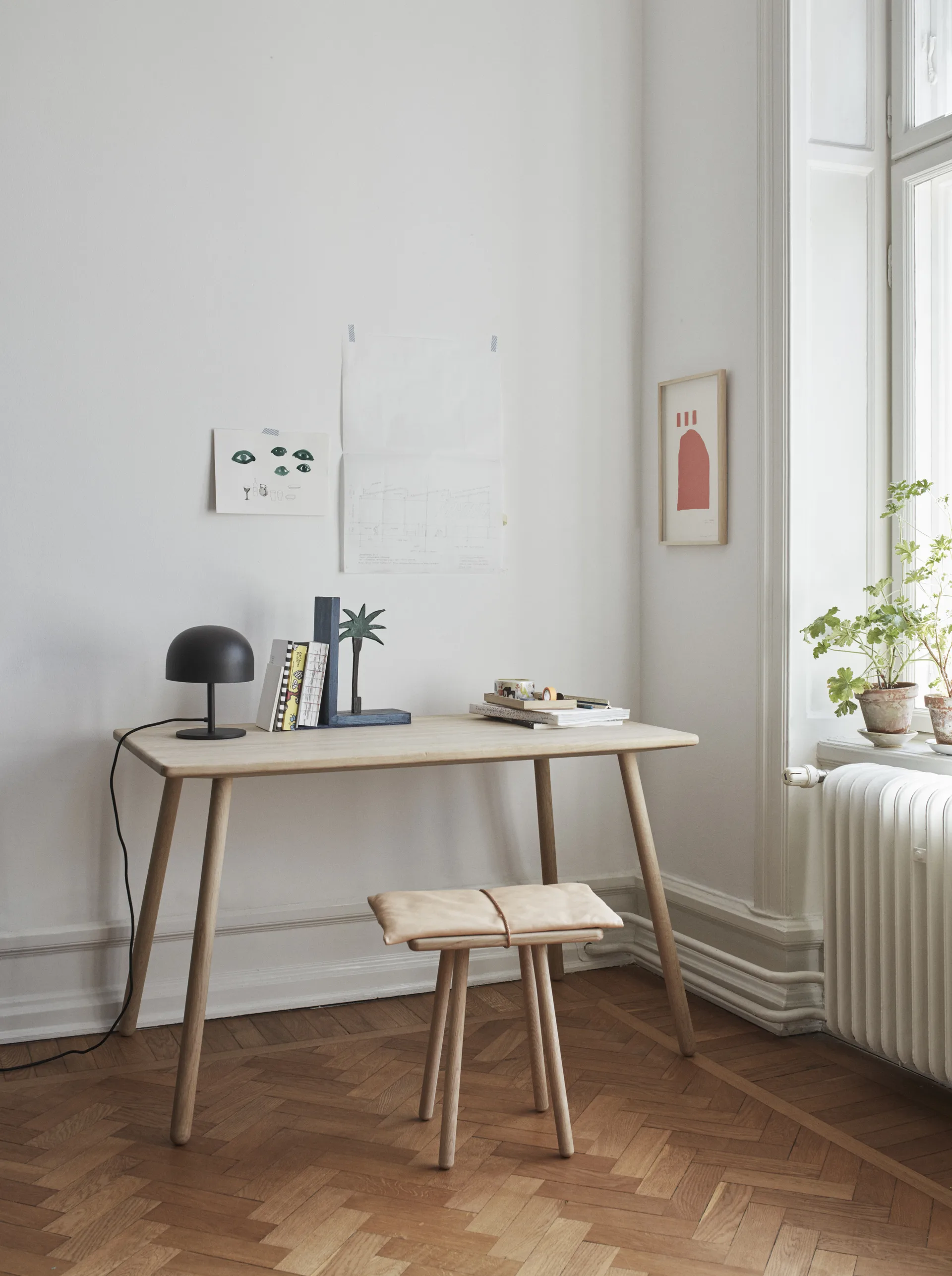 Georg läderdyna med rem till pall/barstol, Beige-brun Fritz Hansen