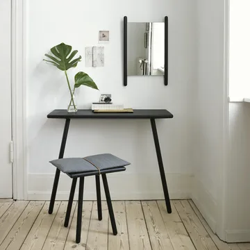 Georg pall - Svartlackerad ek - Fritz Hansen