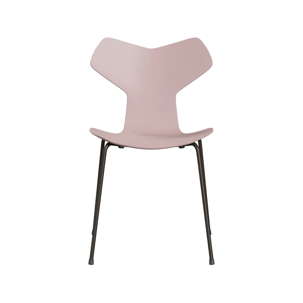 Grand Prix 3130 stol, Pale rose-målad ask-brunt stativ Fritz Hansen