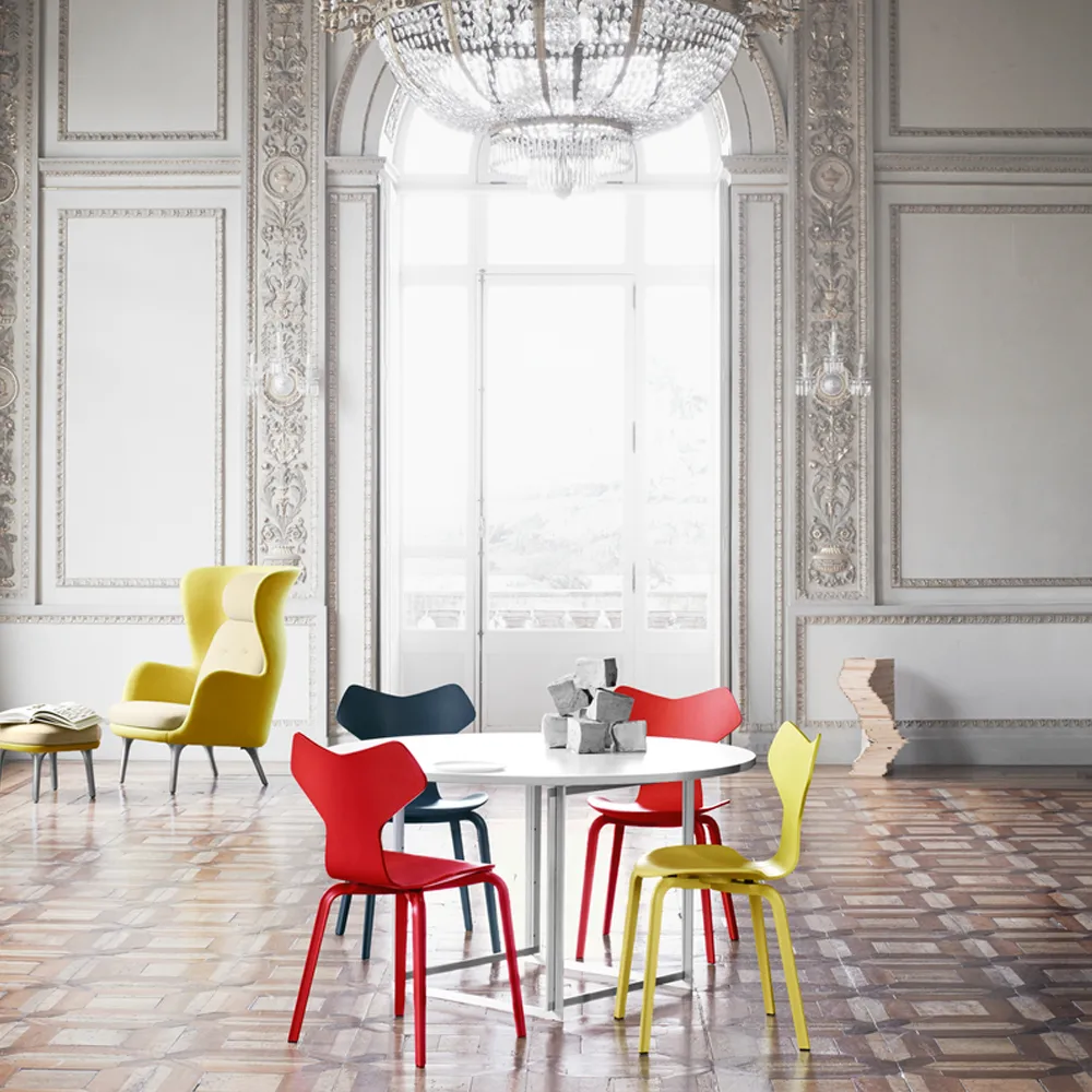 Grand Prix 4130 stol, Coloured ash white Fritz Hansen
