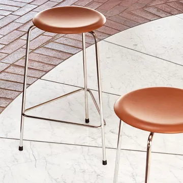 High Dot pall läder - Wild leather walnut - Fritz Hansen