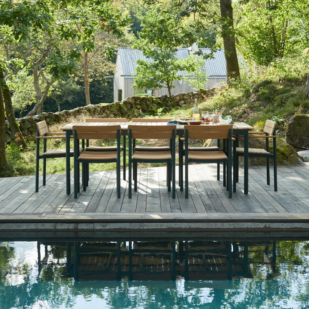 Pelagus karmstol teak, Hunter green Fritz Hansen