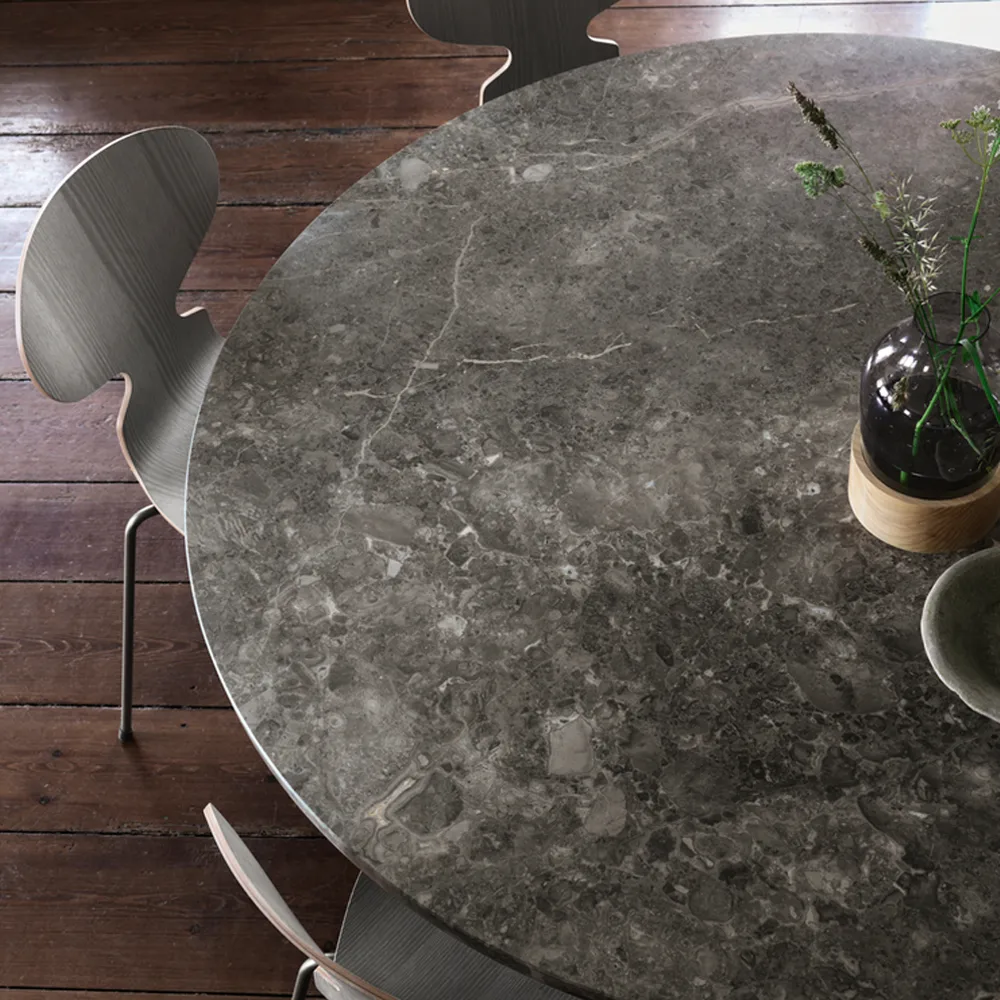 PK54 bord Ø140 cm, Marble grey brown-steel Fritz Hansen