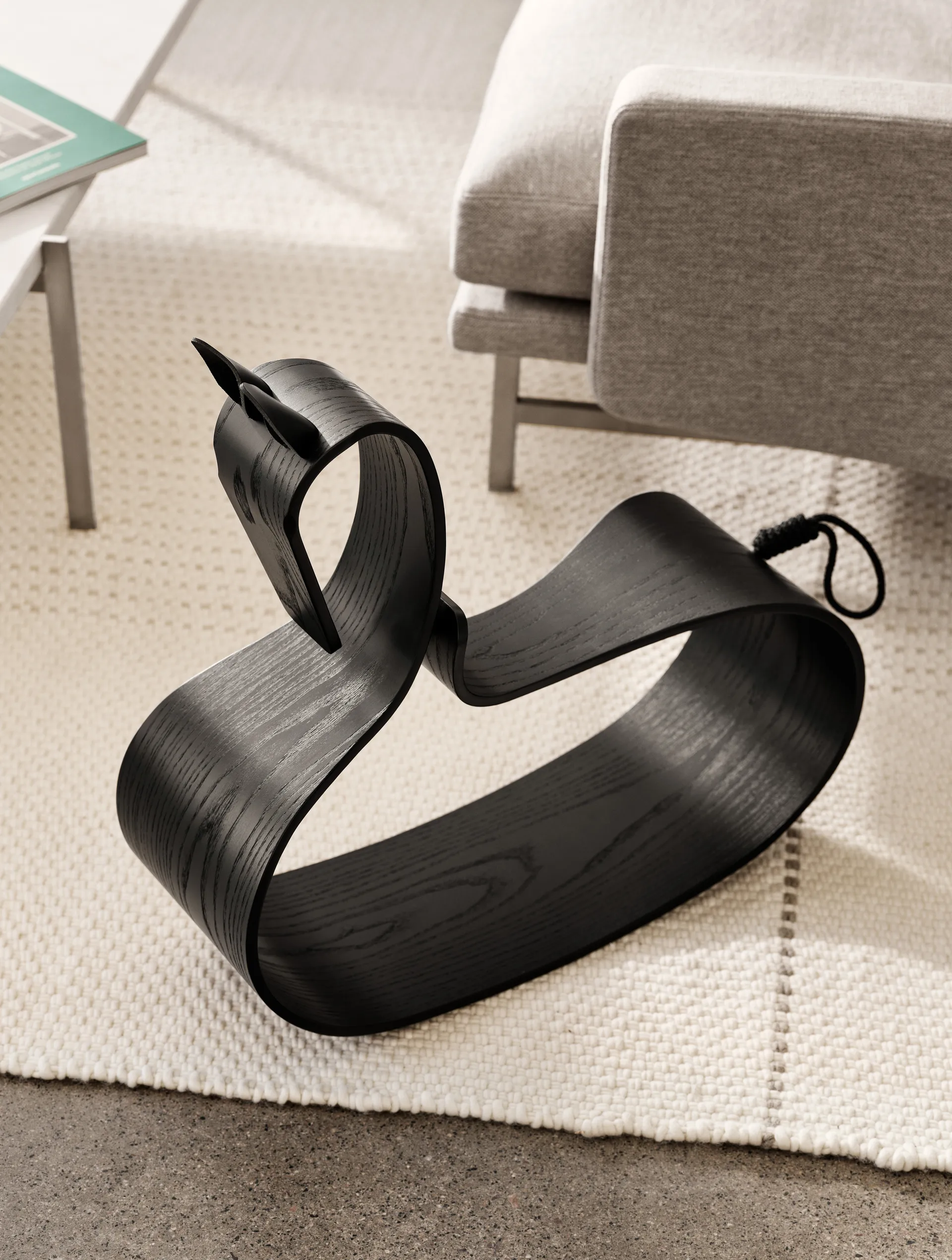 Rocking Horse gunghäst, Svart ask Fritz Hansen