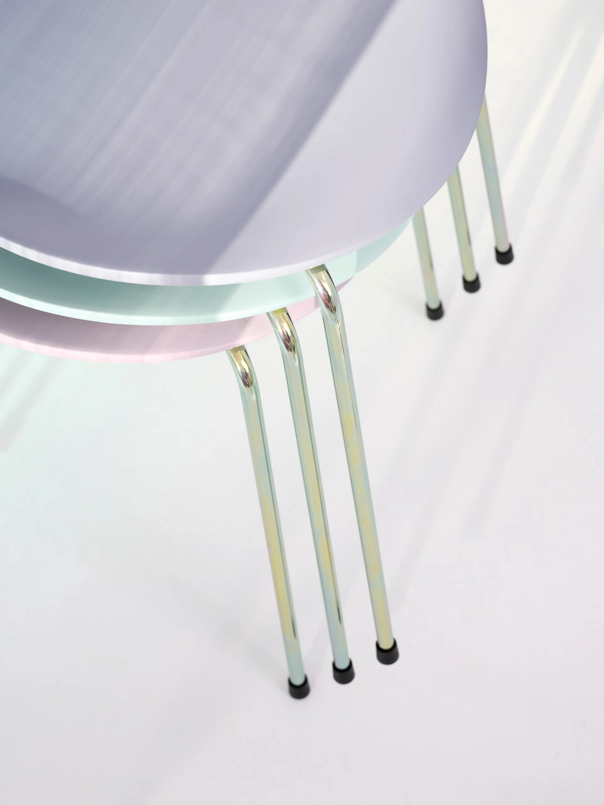 Sjuan 3107 7:14 AM stol, Green-rainbow Fritz Hansen