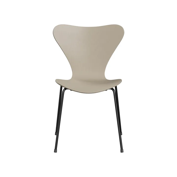 Sjuan 3107 stol - Ljusbeige-färgad ask-svart stativ - Fritz Hansen
