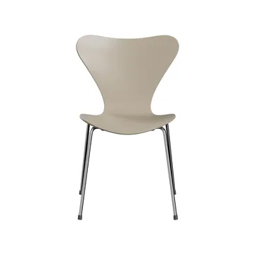 Sjuan 3107 stol - Ljusbeige-lackad-kromat stålstativ - Fritz Hansen