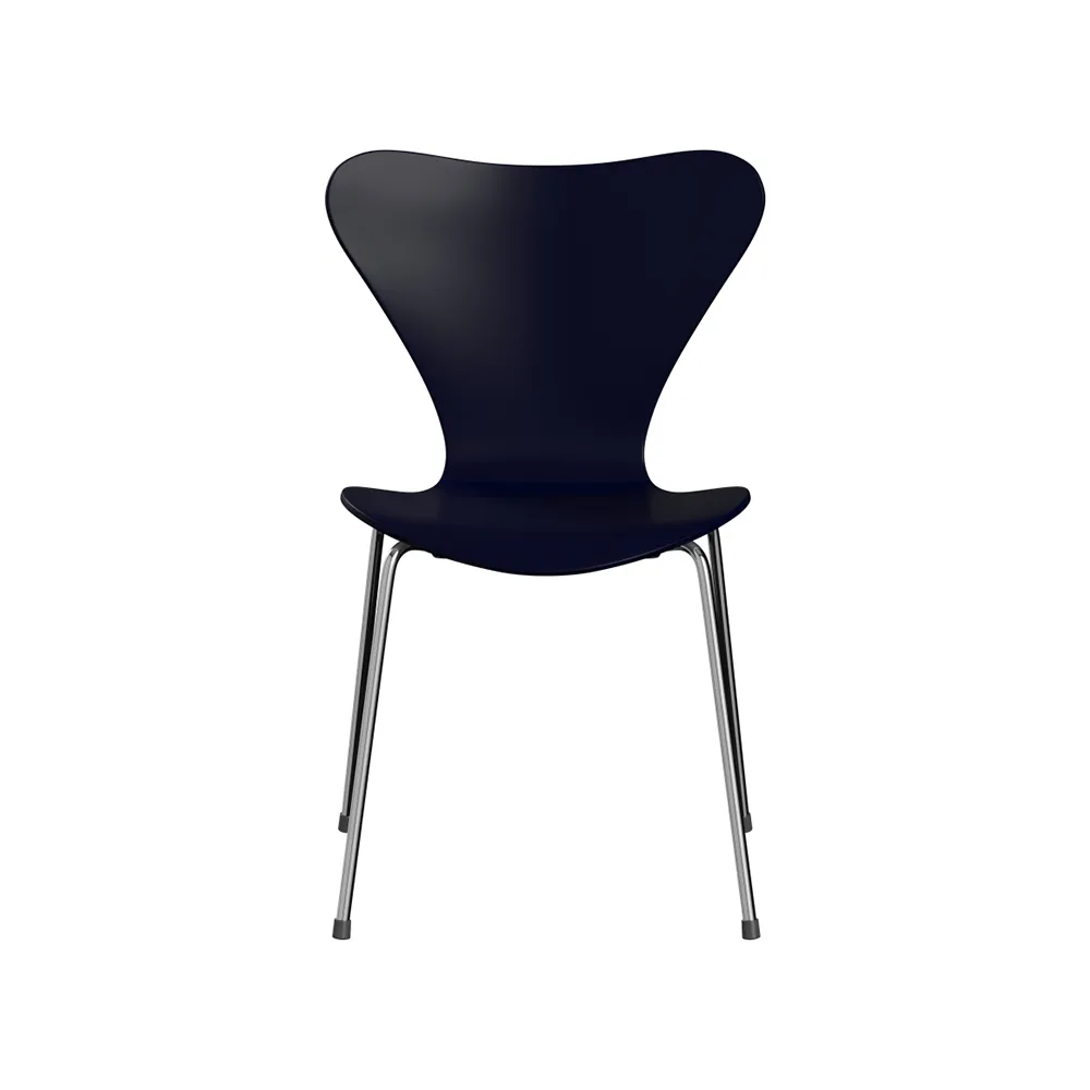Sjuan 3107 stol, Midnight blue-lackad-kromat stålstativ Fritz Hansen