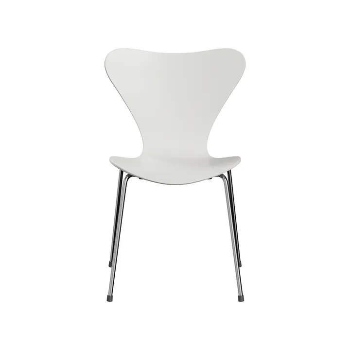 Sjuan 3107 stol - Vitlackerad-kromat stålstativ - Fritz Hansen