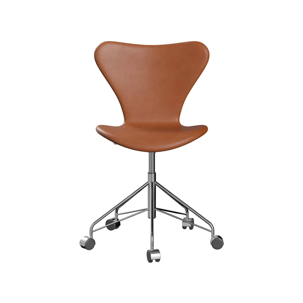Sjuan 3117 helklädd kontorsstol kampanj hårda hjul, Leather wild walnut-chrome Fritz Hansen