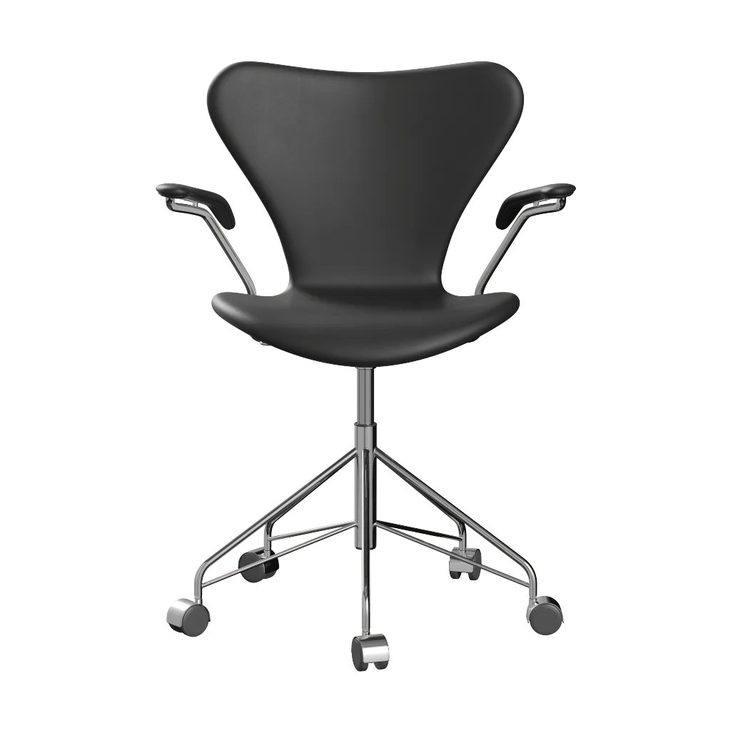 Sjuan 3217 helklädd kontorsstol mjuka hjul, Essential black leather-chrome Fritz Hansen