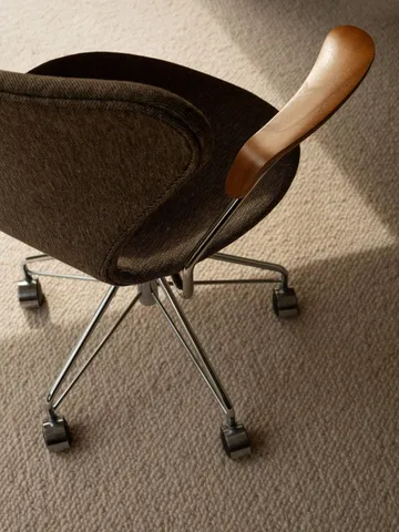 Sjuan 3217 kontorstol - Tyg Clay 09 Light sand-krom - Fritz Hansen