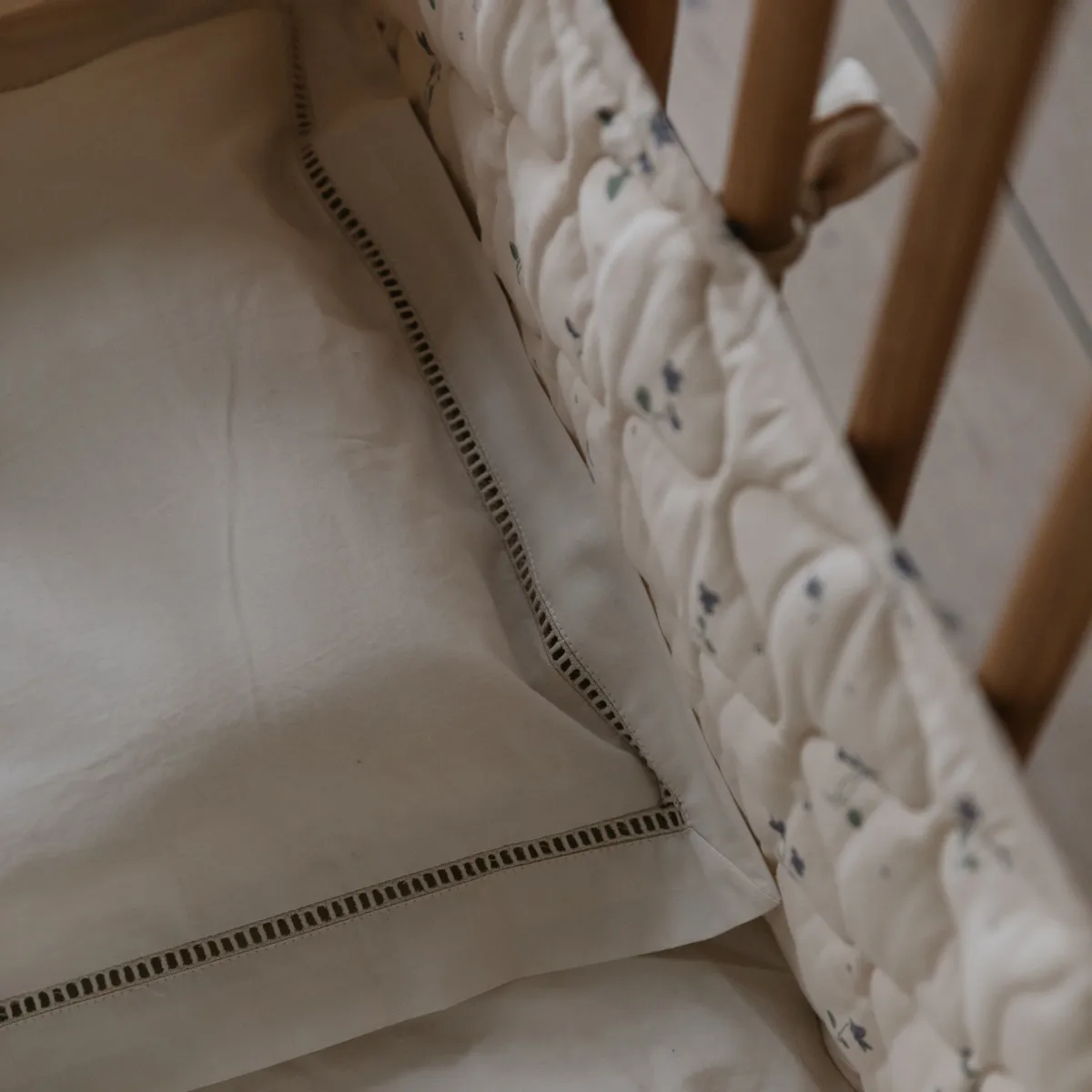 Pearl Ladder Lace bäddset junior, 100x130 cm/35x55 cm Garbo&Friends
